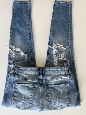 KanCan • Light Blue Distressed Skinny Jeans • Size 1